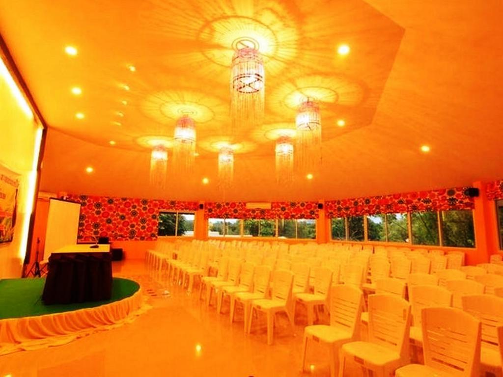 Aurora Resort Kanchanaburi Exterior foto