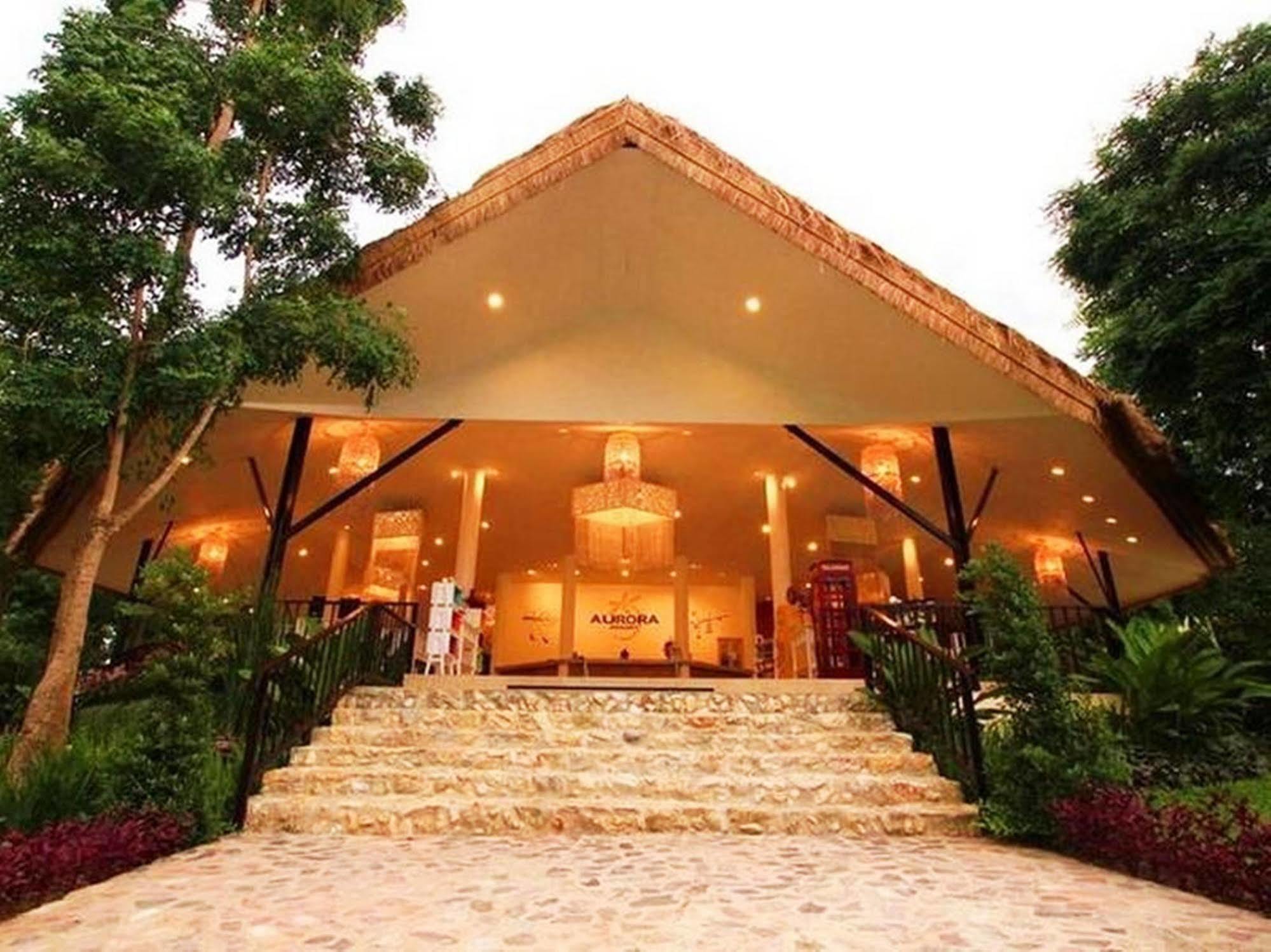 Aurora Resort Kanchanaburi Exterior foto