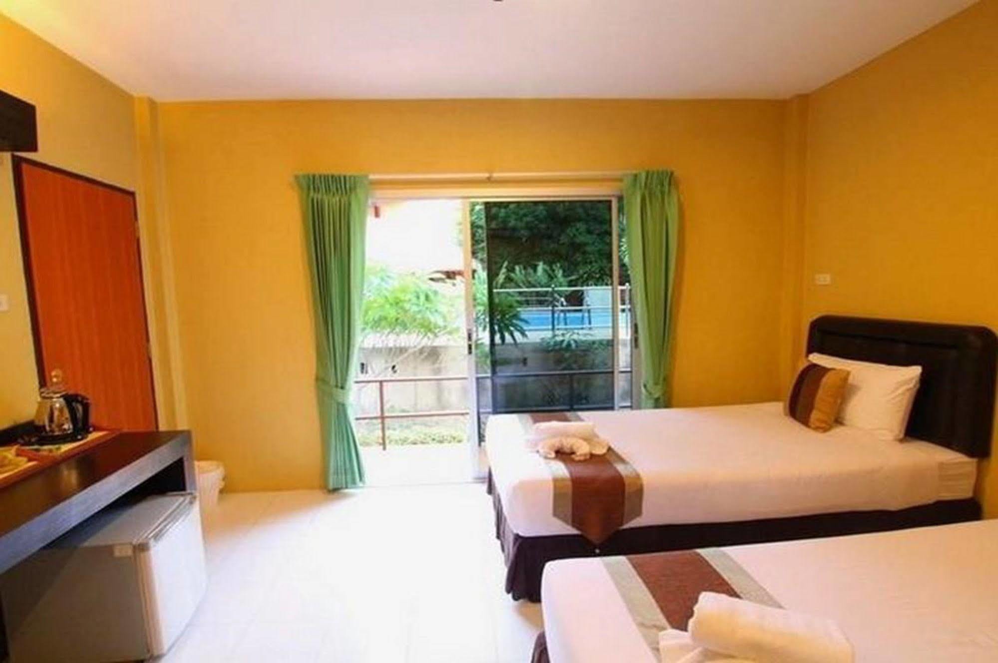 Aurora Resort Kanchanaburi Exterior foto